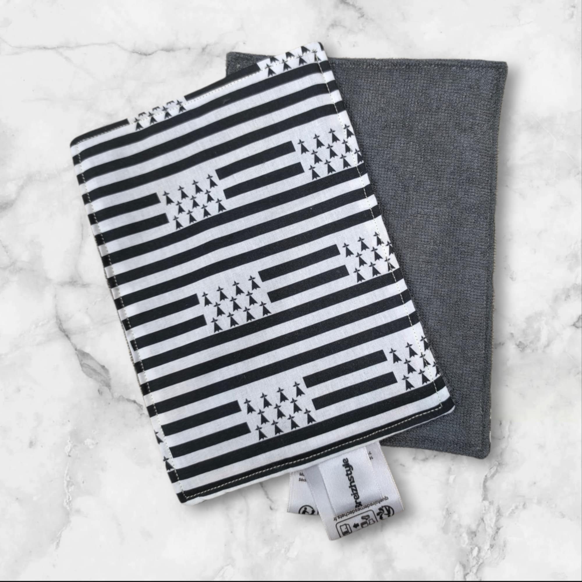 pochette simple (copie) pochette simple (copie)